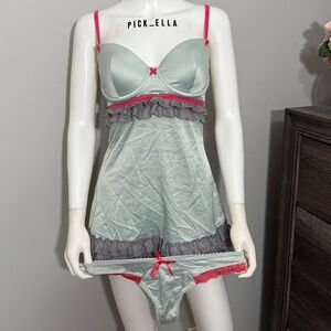 36C/M VS Victoria’s Secret Y2K Rare Satin Ruffles Dress Slip-light green/coral